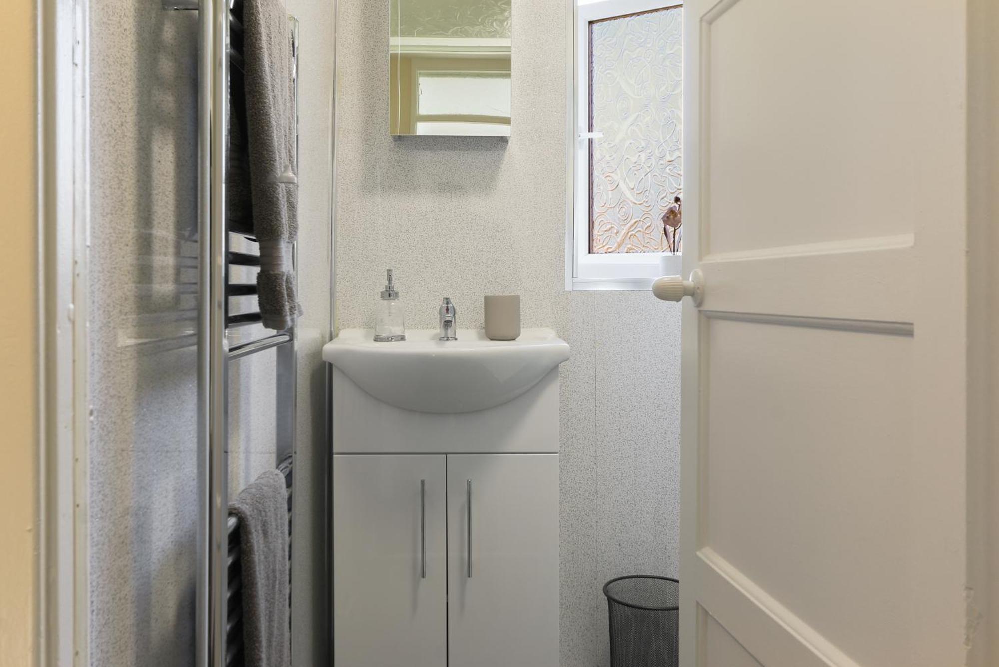 Leconfield Close - Comfy House And Free Parking Kingston upon Hull Extérieur photo